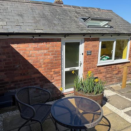 Cherry Cottage Retro Stay, Stourport-On-Severn Экстерьер фото